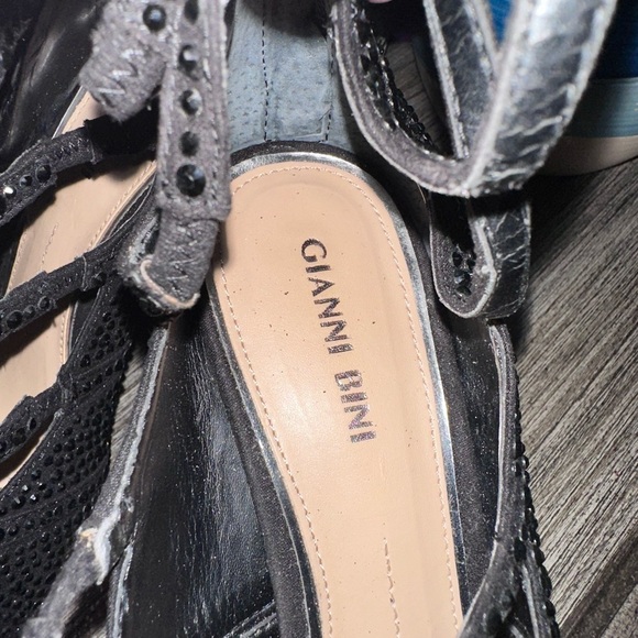 Gianni Bini Black Heels - Picture 8 of 9